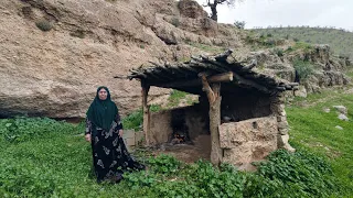 An unknown hut in the mountains - Zahra's incredible adventures