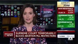 Supreme Court temporarily blocks abortion pill restrictions