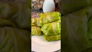 Tutorial on how to make the stuffed Ukrainian cabbage rolls