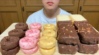 ASMR チョコ＆クッキーサンド　petite donuts【咀嚼音/Eating Sounds】