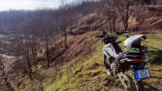 Offroad Ranch-on a Keeway TX 125-tel