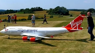 FLYING THE BIGGEST REMOTE CONTROLLED AIRPLANE IN THE WORLD! - RC AIRPLANE