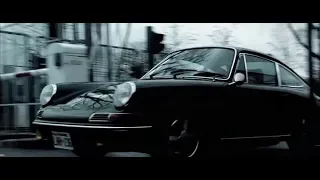 Robert Redford driving Porsche - Spy Game