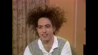 Robert Smith talks The Cure Boys Don't Cry on The MTV New Video Hour with Martha Quinn (1986.09.01)