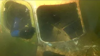 Затопленный вертолет. Новомичуринск