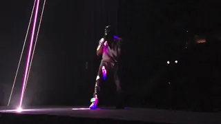 Kanye West - Stronger (Live from The Yeezus Tour)