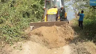 Dusty and Dirty Hilly Road- JCB Backhoe Leveling and Clearing Hilly Road