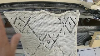 desenho único feito em rendado na máquina de tricô