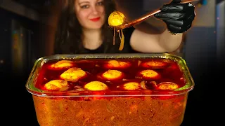 ASMR Soft Boiled Eggs in Bloves Sauce * Recipe & Mukbang *طريقة طهي البيض المسلوق نص استواء #dossier