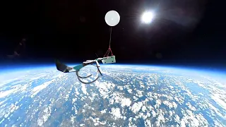 BUBBLE 4 - stratospheric balloon flight to 32 km - full flight 360° video