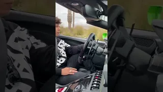 Conduciendo un Lamborghini por prima vez.