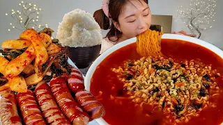 ASMR 라면엔 밥말아야죠🍚 라면 소세지 알타리김치 리얼먹방 :) Ramen, Sausages, Radish kimchi MUKBANG
