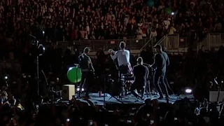 Coldplay - "In My Place/Don't Panic/Fly On" + Fan Brought on Stage @ Levi's Stadium 10-4-17