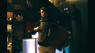 French accordion solo - Lara Fabian - Je T'aime