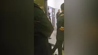 Задержание Александра Емельяненко на золотом "Мерседесе"
