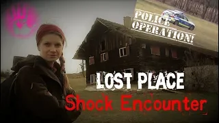 Shock Encounter at Lost Place ⚠️ Police Operation ⛔️ Vanessa Blank Wild Woman Bushcraft - 4K