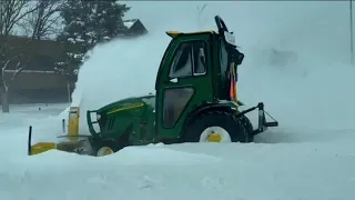 Snow, ice, wind and bitter cold pummels the northern US in dangerous winter storm