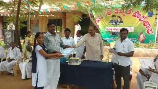 2016 august 15th hindi certificates distribution in Zphs bobbepalli