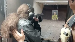 Firing Suomi M31 at The Gun Store Las Vegas