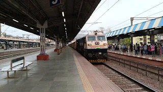 17617 MUMBAI CSMT HAZUR SAHIB NANDED TAPOVAN EXPRESS SKIPPING DIVA JN. AT HIGH SPEED WITH GOOTY WD4D