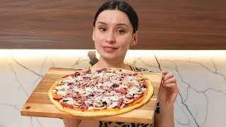 I make the dough for pizza in 1 minute! SUPER quick and simple pizza dough recipe!