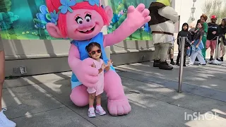 Baby Susu meets Poppy the Troll @ Universal Studios