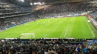 Le virage sud après un but de thauvin