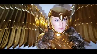 Wonder Woman 84 Hot Toys : Golden Armor (de luxe) /Mulher-Maravilha Hot Toys de luxo