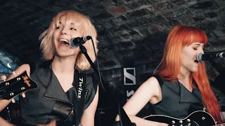 She Loves You (The Beatles Cover) - MonaLisa Twins (Live at the Cavern Club)