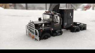 MACK R SERIES CONVOY MOVIE metal scale model 1:43 ixo winter storm