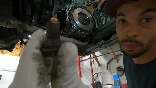 Changing a clutch on a Honda Prelude in 5 minutes!