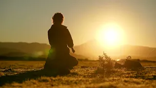 A Meditative Flute Sunrise with an Oregon Mountain