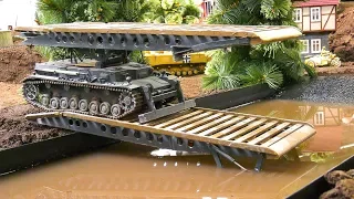 RC MODEL SCALE BRIDGE LAYER TANK IV IN DETAIL AND DEMONSTRATION!! *RC MILITARY VEHICLES