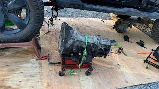 2007 -2011 Jeep Wrangler JK JKU Transmission removal