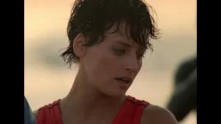 Does Actress Lori Petty Resemble Courteney Cox & Talk Show Host Ellen DeGeneres?