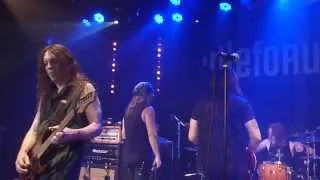 SKID ROW "In A Darkened Room" live Vaureal, France 24/11/2013