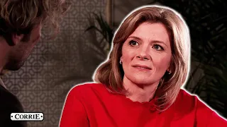 Leanne Meets A Mystery Man | Coronation Street