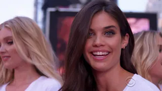 The Victorias Secret Fashion Show 2015 (1080p)