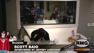 Jeffrey interviews Scott Baio while pretending to be Rover