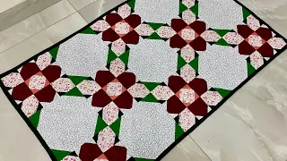 Come learn how to make this wonderful rug. Ideal block for bedspreads and centerpieces.