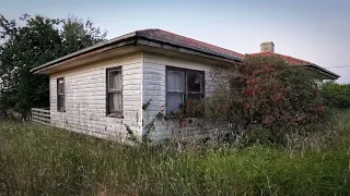 Creepy old house and sheds with stuff abandoned since the 80`s