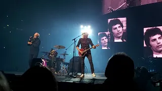 Queen & Adam Lambert - These are the Days of Our Lives - Manchester Arena 30/05/2022 Brian May