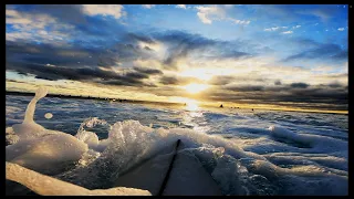 Sunset surfing dry reef slab/ Perths most crowded beach Trigg