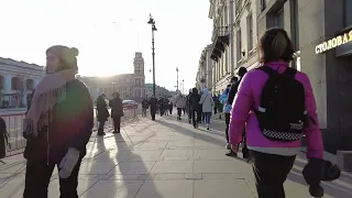 Russia St Petersburg Nevsky Prospekt Tour. Evening Walk in the Center 2023