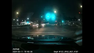 Red Light Runner almost causes Accident