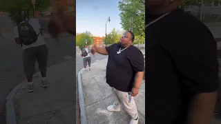 Father confronts bus driver for disrespecting his son