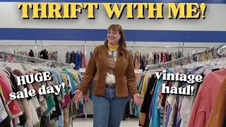 Thrift With Me ~Goodwill Sale Day~ HUGE THRIFT VINTAGE HAUL!~