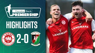 Invermen take huge step towards title glory! | Larne 2-0 Glentoran | Irish League Highlights