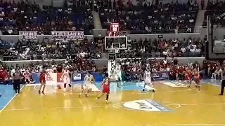 Jio Jalalon ties the Game (Ginebra VS Magnolia)