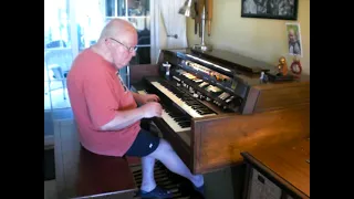 Mike Reed plays "I can't get Started" on the Hammond Organ